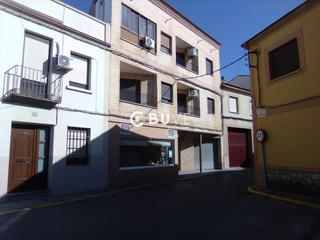 Pis  Florinda. Se vende piso de 3 hab en consuegra, toledo