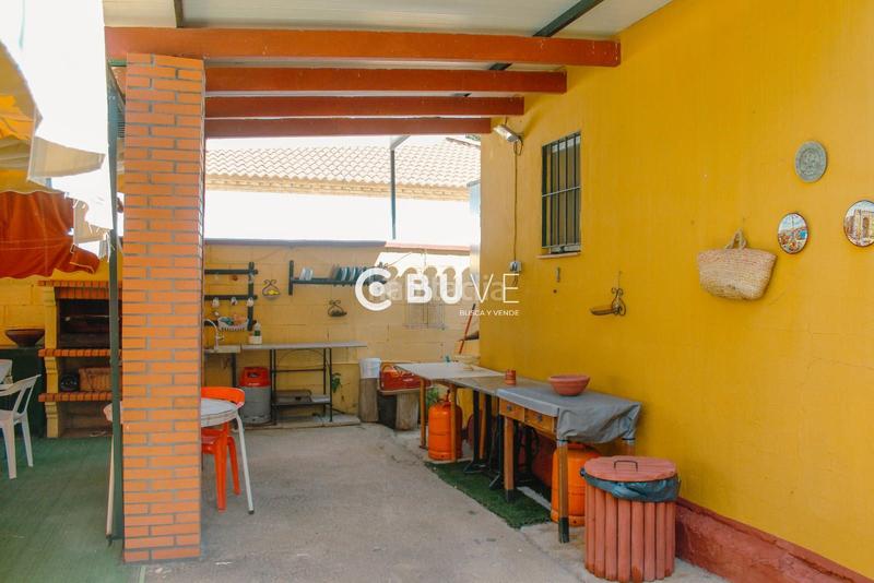 Foto 0aa892f9-53a4-4d73-a354-da1ccf38637c. Chalet se vende chalet independiente en lora del rio en Lora del Río