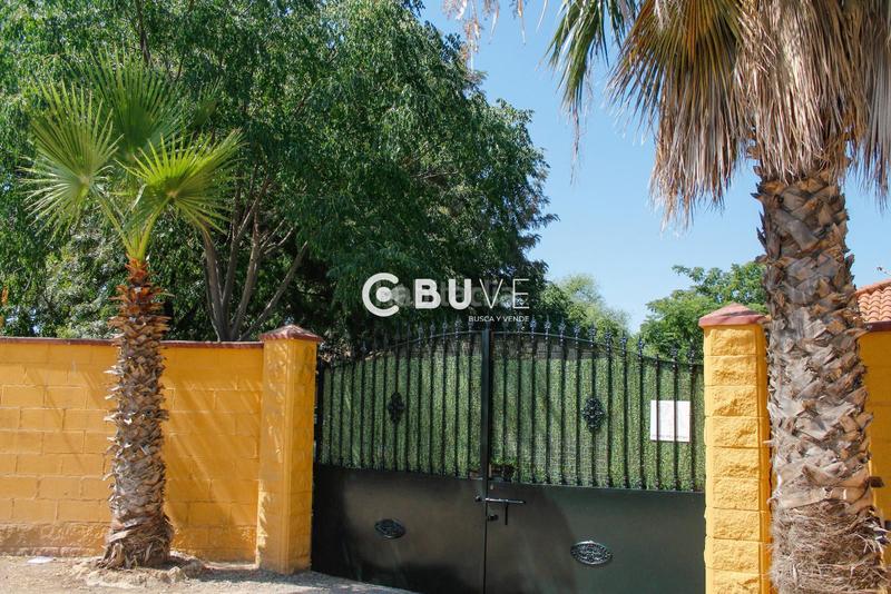 Foto 29653468-4a69-468e-9c73-7040f1d5bef2. Chalet se vende chalet independiente en lora del rio en Lora del Río