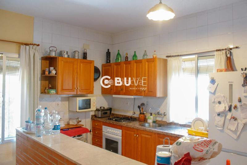 Foto 2de509c4-2518-4c60-a424-cc0a93584662. Chalet se vende chalet independiente en lora del rio en Lora del Río