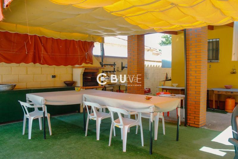 Foto 5a7319a5-b460-455a-8c25-262e60edceb2. Chalet se vende chalet independiente en lora del rio en Lora del Río