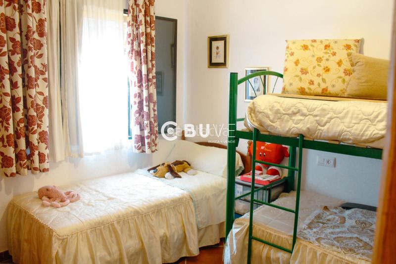 Foto ce564f74-ddac-4183-809c-edce8f08ed30. Chalet se vende chalet independiente en lora del rio en Lora del Río
