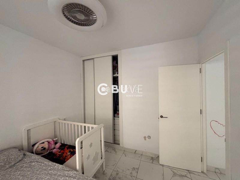 Foto 0faa8bfe-f51e-4721-b8e5-9f15c019d61a. Piso se vende piso de 3hab en malaga en Santa Cristina - San Rafael Málaga