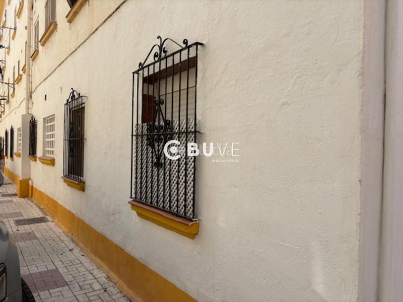 Foto 70586996-ca2c-4860-abff-0d0557bd21d6. Piso se vende piso de 3hab en malaga en Santa Cristina - San Rafael Málaga