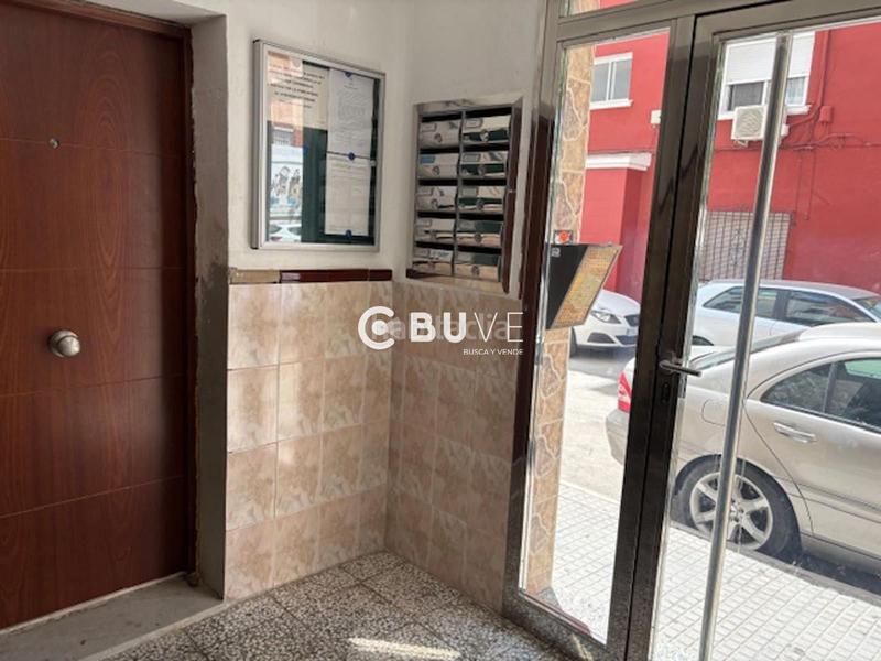 Foto 996b8a81-f380-4959-a1b3-1de8d8ca7eb8. Piso se vende piso de 3hab en malaga en Santa Cristina - San Rafael Málaga