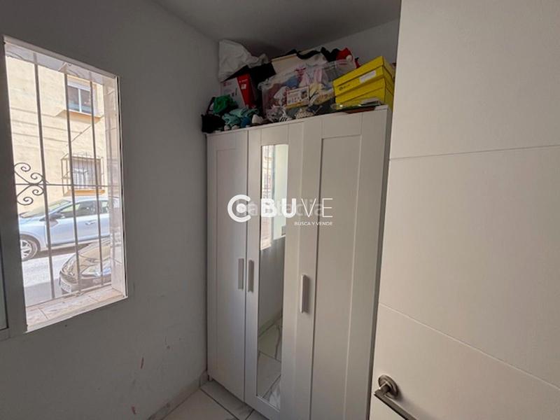 Foto ad8ad4cc-5875-4c3d-9a10-bd8ed5b46b5d. Piso se vende piso de 3hab en malaga en Santa Cristina - San Rafael Málaga