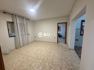 Maison jumelée  Calle republica argentina. Se vende casa adosada en isla mayor, sevilla