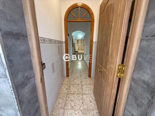 Casa adossada  Calle republica argentina. Se vende casa adosada en isla mayor, sevilla