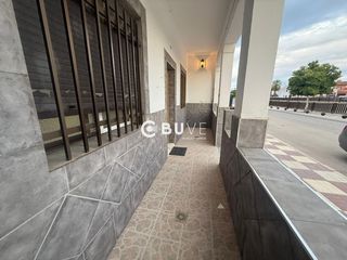 Casa a schiera  Calle republica argentina. Se vende casa adosada en isla mayor, sevilla