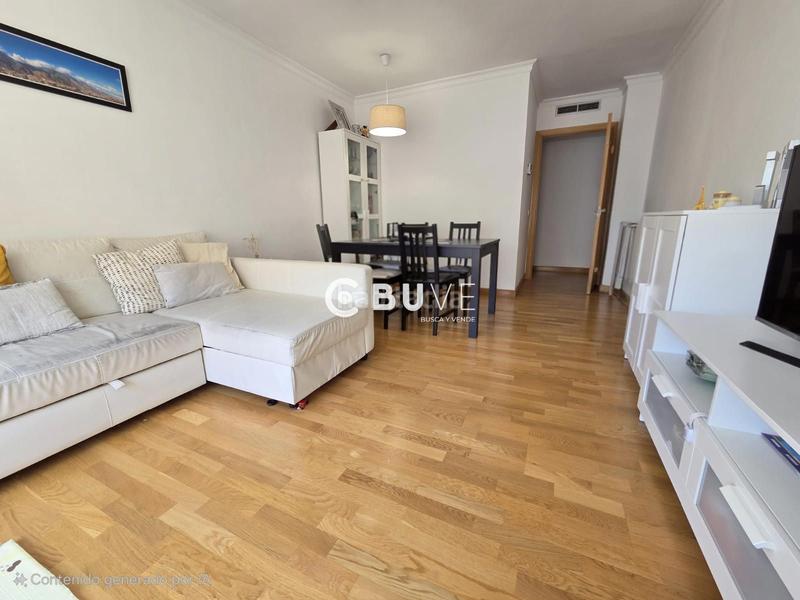 Foto 590546fa-d174-49a5-aa0a-04a08cb6c0bc. Piso se vende calle nanclares de oca, . vivienda de 85m2,garaje y trastero. en Madrid