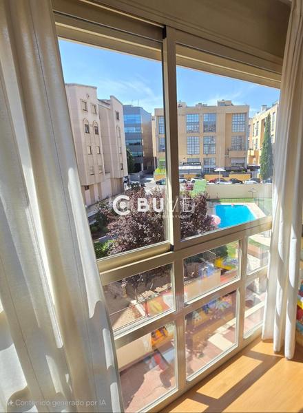 Foto b460ea89-9eb8-4015-bc96-ee7de62cda32. Piso se vende calle nanclares de oca, . vivienda de 85m2,garaje y trastero. en Madrid