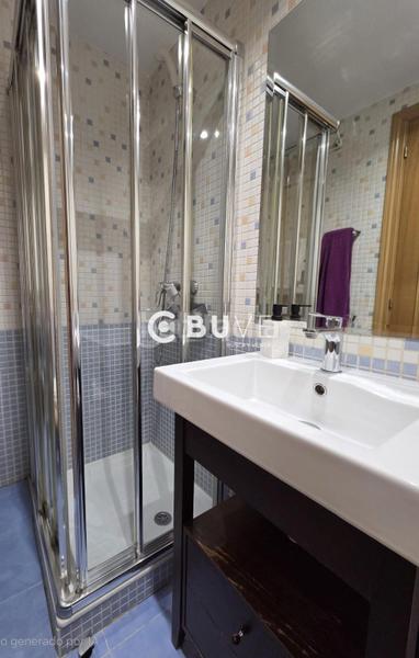 Foto b4cde385-04f7-44fd-9757-cfc623b3ae21. Piso se vende calle nanclares de oca, . vivienda de 85m2,garaje y trastero. en Madrid