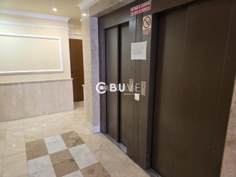 Foto f10bbe2a-c8ac-40ea-bbb7-fa5766a36ee4. Piso se vende calle nanclares de oca, . vivienda de 85m2,garaje y trastero. en Madrid