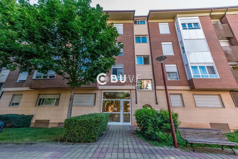 Foto ed18e936-cd7a-4208-9177-c84726469868. Appartamento con riscaldamento parcheggio in Parque Alameda - Paula López Valladolid