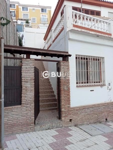 Foto 674df281-8930-4897-864b-595232ff90b2. Chalet  2 plantas y aparcamiento en pedregalejo en Málaga