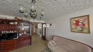 Etagenwohnung  Gabriel miró. Piso amplio con balcón y 4 hab. en gandía