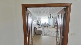 Appartement  Gabriel miró. Piso amplio con balcón y 4 hab. en gandía