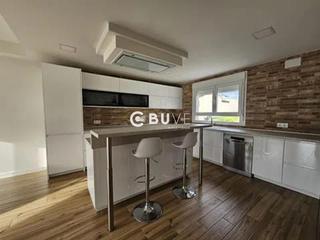 Chalet  N/a. Oportunidad única de inversión en urb. el beato olías del rey!