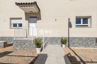 Chalet  N/a. Vivienda exclusiva en urbanización el beato  a un paso de toledo