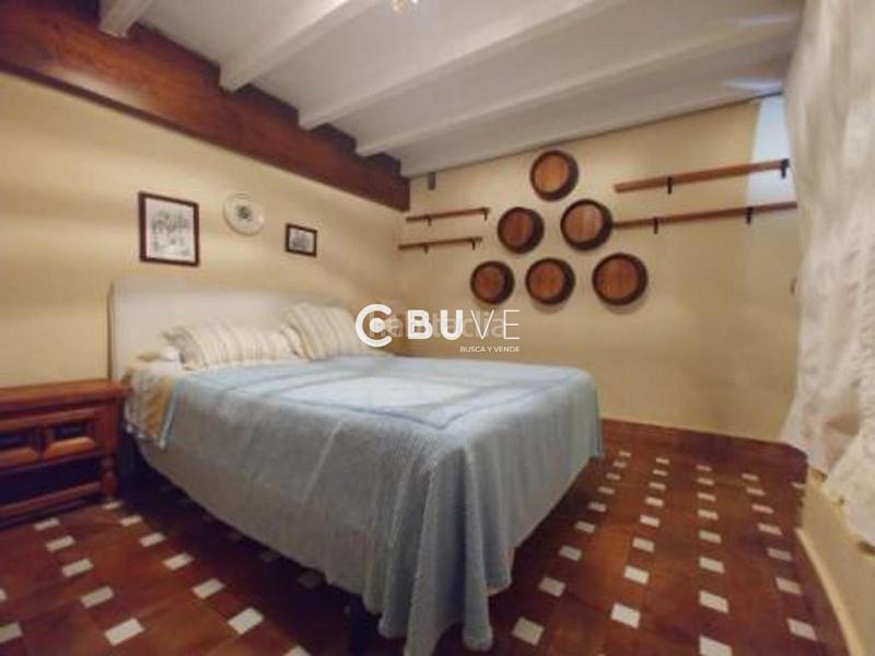 Foto dd95fb3a-5d60-4f43-b668-c743c601c655. Casa con parcheggio piscina in Zuheros