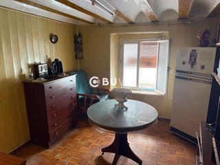 Estudi  Suarez de salazar. Buve vende estudio en cadiz
