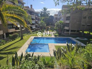 Pis  Limonar. Se vende piso de 5 hab en paseo del limonar, malaga