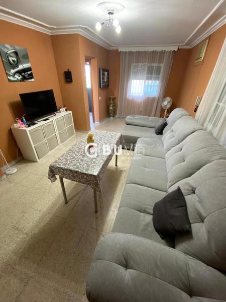 Foto 46094de5-dd77-4a9e-98b9-bfbd25519007. Casa con parcheggio in La Paz Alcalá de Guadaira
