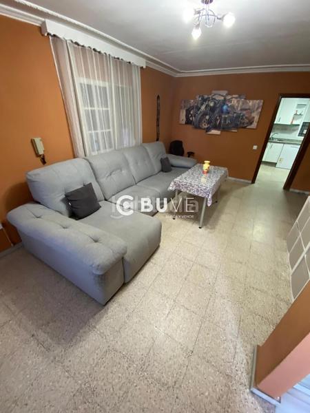 Foto 601b7f65-3871-4c72-bf33-c8d63619d72b. Casa con parcheggio in La Paz Alcalá de Guadaira