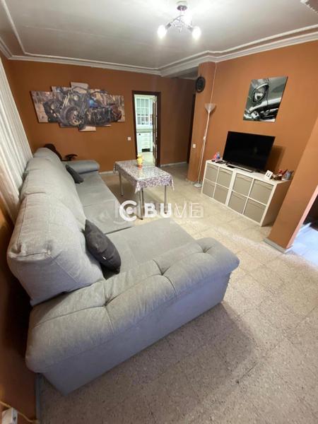 Foto 75188d1e-95b7-4eea-b147-8f21f4cb5bc9. Casa con parcheggio in La Paz Alcalá de Guadaira