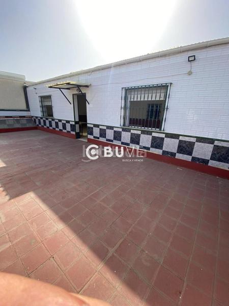 Foto 78ea3e25-997f-43da-82da-82c3d8551480. Casa con parcheggio in La Paz Alcalá de Guadaira