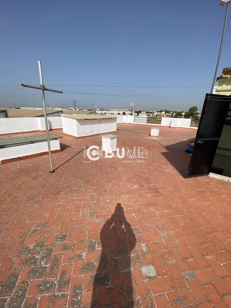 Foto d7165644-257e-460e-a3e5-bb8a0b42fa1d. Casa con parcheggio in La Paz Alcalá de Guadaira