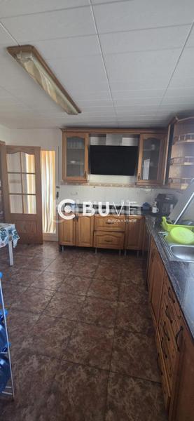 Foto 6a723011-3a29-4c4d-8739-e6d8553993a9. Haus mit heizung in Grau - Quintanes Amposta