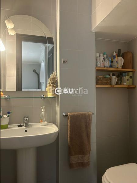 Foto 6a2af7ec-9812-4ed0-9f02-b5d62ba8f2a1. Chalet amplia casa pareada en las brisas con patio, trastero y placas solares! en Gines