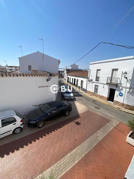 Foto a9da9a09-1844-4eed-835c-06faa18fb268. Casa adosada se vende casa de 3hab en centro , sevilla en Umbrete