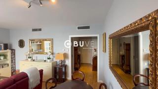 Pis  N/a. Se vende espectacular piso de 2 habitaciones en la calle dulce c