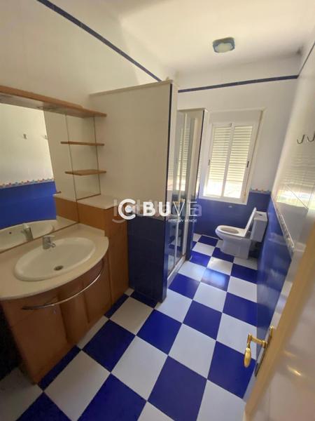 Foto 5cde1818-72ab-4ea1-9d0b-32844953a049. Casa con parcheggio piscina in Bollullos de la Mitación