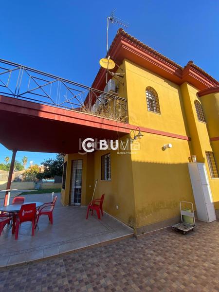 Foto c3ebc782-ba0e-4730-87f8-8e4b796f0dfb. Casa con parcheggio piscina in Bollullos de la Mitación