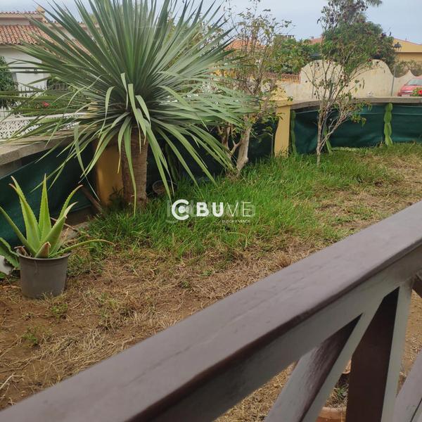 Foto 00c540e8-7b93-4d93-af15-dba87d495332. Piso  en los realejos con piscina, jardín y garaje. en Realejos (Los)