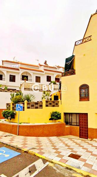 Foto 198c11f7-2ab1-4f94-a372-890e6414800e. Piso  en los realejos con piscina, jardín y garaje. en Realejos (Los)