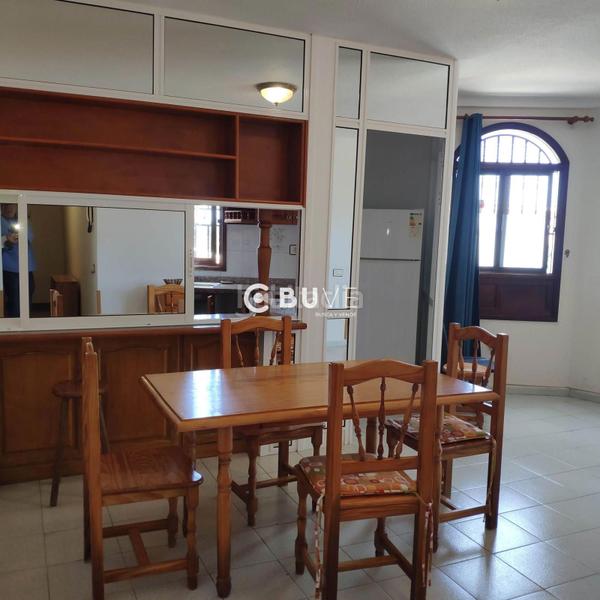 Foto 78cb4a94-9319-415e-b54e-e1ac7e8341a8. Piso  en los realejos con piscina, jardín y garaje. en Realejos (Los)
