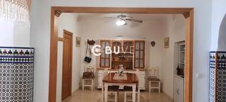 Casa adosada  Concordia (la). Casa de pueblo en calle concordia con 4 habitaciones y chimenea