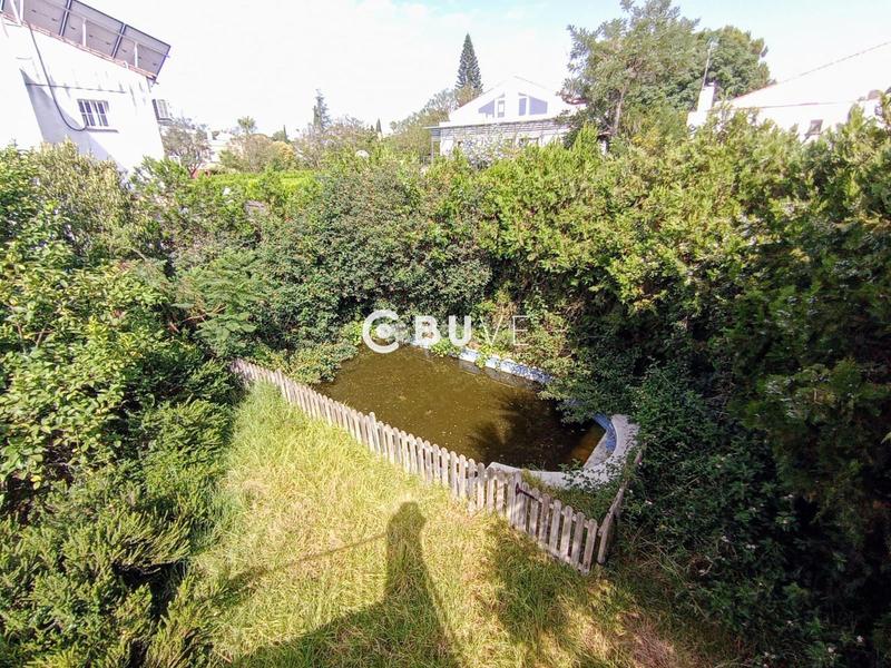 Foto e1bc3820-33e1-43b1-82ea-58614b142487. Chalet  pareado con piscina, terraza y placas solares junto al club de simón verde. en Gelves