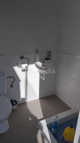 Foto 0d733a4d-30cb-45b0-86d2-6299935a5bbc. Casa  en la algaba de 596 m con terraza y chimenea gran potencial de reforma en Algaba (La)