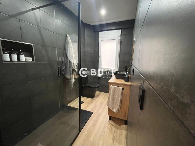 Foto d6e3f41f-8448-415c-853b-3a4b63d14d4b. Pis amb calefacció a Os Mallos Coruña (A)