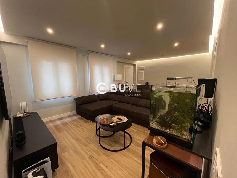 Foto e364dc02-4939-4444-af65-84f41c011e15. Pis amb calefacció a Os Mallos Coruña (A)