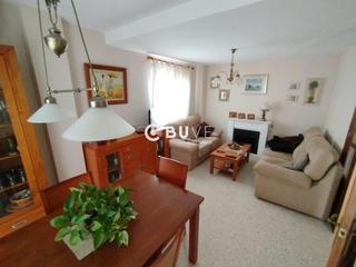 Casa adosada en V Centenario-Piletas-Capuchinos. Se vende chalet pareado en sanlucar de barrameda