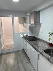 Appartement  Catalán. Buve vende bajo en ubrique