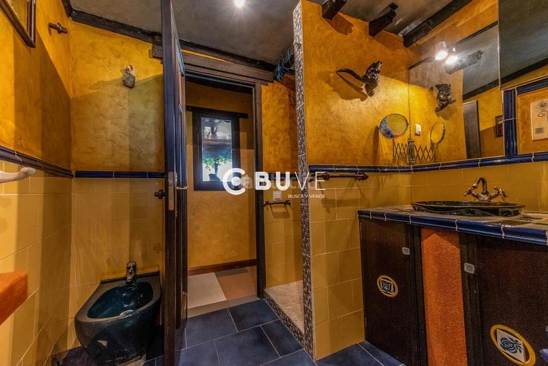 Foto 113e10e4-9bfd-41ef-a7e7-a32bb103f3d9. Chalet mit heizung pool in La Overuela Valladolid