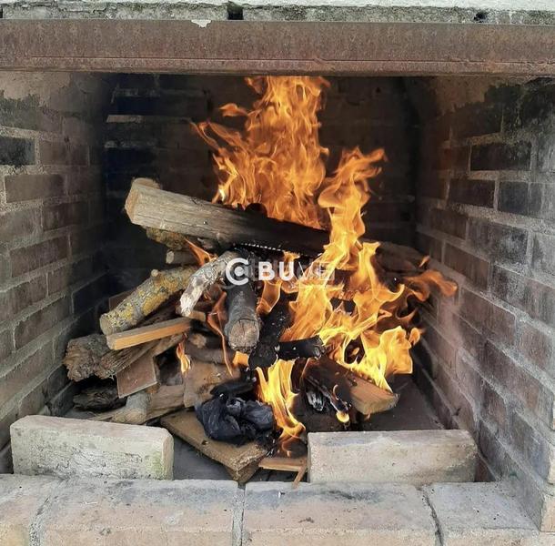 Foto 211baa16-c054-40cb-ad32-d5f809ecabf0. Chalet mit heizung pool in La Overuela Valladolid