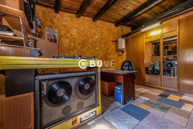 Foto 5a191c83-33bb-46fb-9812-a55e784cc586. Chalet mit heizung pool in La Overuela Valladolid